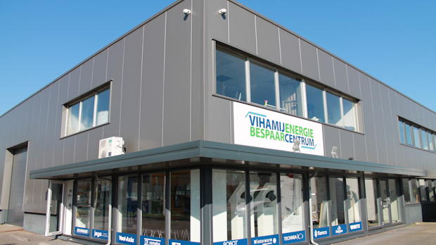 Exterieur van het Vihamij Energie Bespaar Centrum in Wormerveer waar de KoFri warmtepomp wordt gepresenteerd